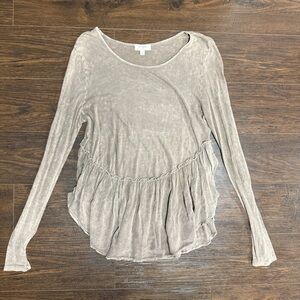 UMGEE WASHED OUT BROWN LONG SLEEVE SCOOP NECK GATHERED HEM TOP